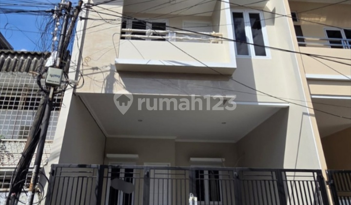 Dijual Rumah Baru Minimalis Di Tanjung Duren - foto 1