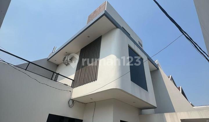Rumah Hook Mewah Bagus Siap Huni di Kavling Dki Meruya - foto 1