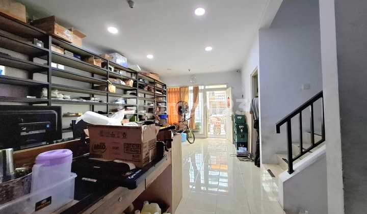 Rumah 3 Lantai Siap Huni di Park Residence Taman Surya Cengkareng Kalideres Jakarta Barat - foto 1