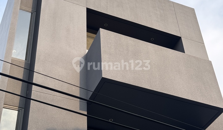 Kost SHM Furnished Strategis Taman Ratu, Jakarta Barat - foto 1