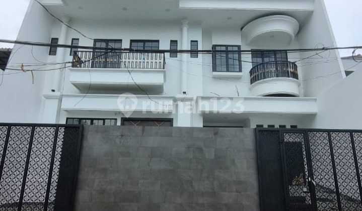 Dijual Rumah Mewah Di Tomang - foto 1