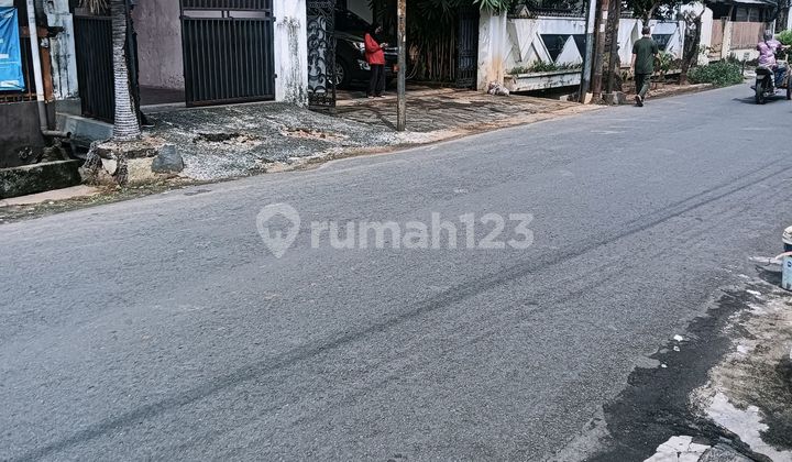 Murah .Cocok untuk Dibangun Kost ..Daerah Strategisdi Tanjungduren Jakarta Barat - foto 1