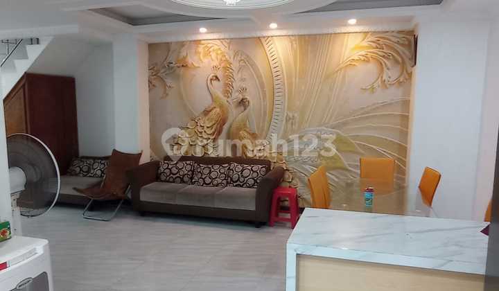 Palem Lestari Rumah Mewah di Jual Murah Bagus - foto 1