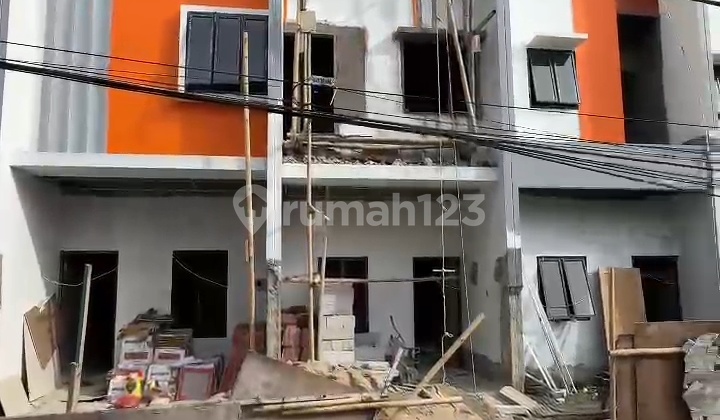 Rumah Baru Bangun 3 Lantai Dijual Daerah Tanjung Duren - foto 1
