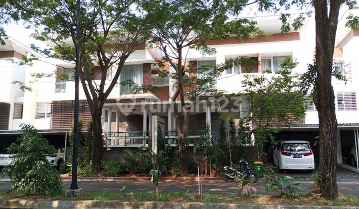 Dijual Rumah Gandeng 2 Dilengkapi Kolam Renang Di Citra Garden 7 - foto 1