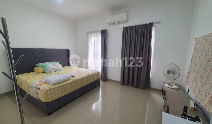 IP3017: Rumah Full Furnished Komplek Taman Ratu - foto 1