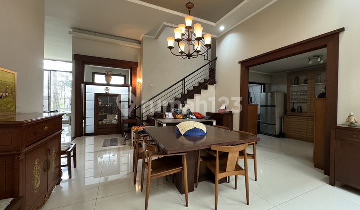 Rumah 2Lt Cantik Terawat Dalam Komplek Duri Kepa Jakarta Barat