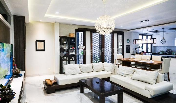Rumah Taman Villa Meruya, Luas 300m , Row Jalan Lebar - foto 1