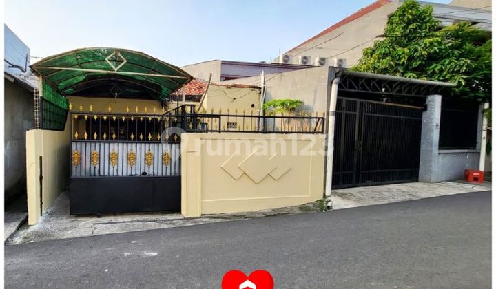 Rumah Bagus di Kebon Jeruk Jakarta Barat - foto 1