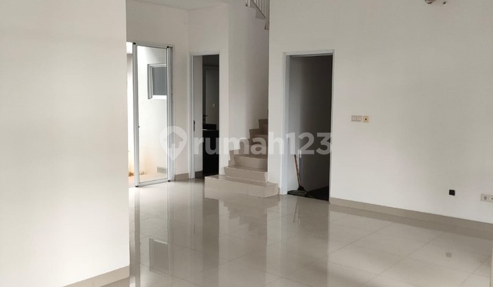 Barang Langka, Rumah Hoek View Danau Cluster Amerika Latin, Nego - foto 1