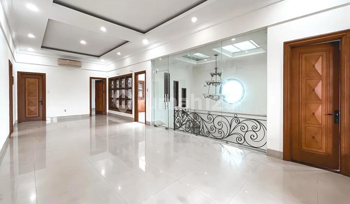 Dijual Rumah Siap Huni Hook, LT 274/Lb 400, Utara Timur, Cluster, Bebas Banjir - foto 1