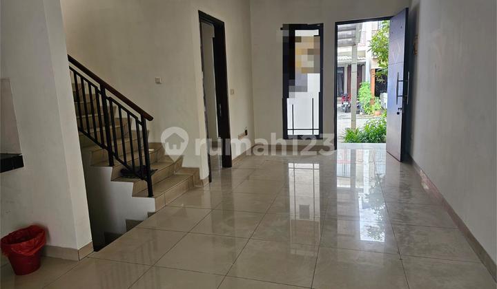 Rumah Green Lake City,lt 6x15 ,hrg 2.3 M , Unit Ready, Jakarta Barat - foto 1