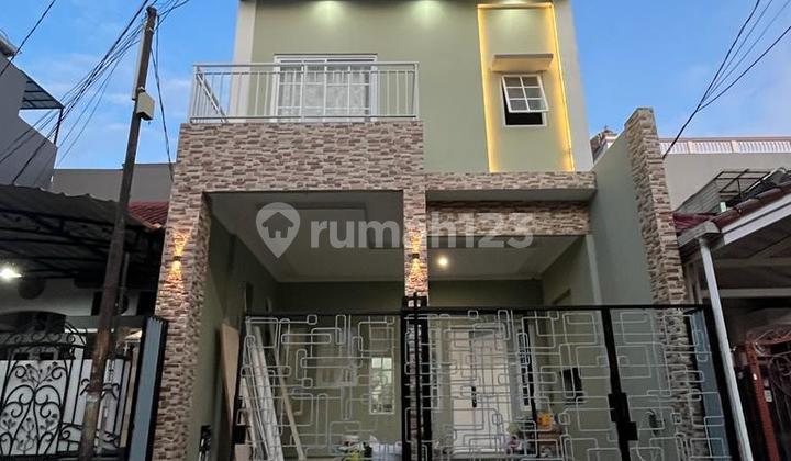 Dijual Rumah 3 Lantai Bagus Citra Garden 3 - foto 1