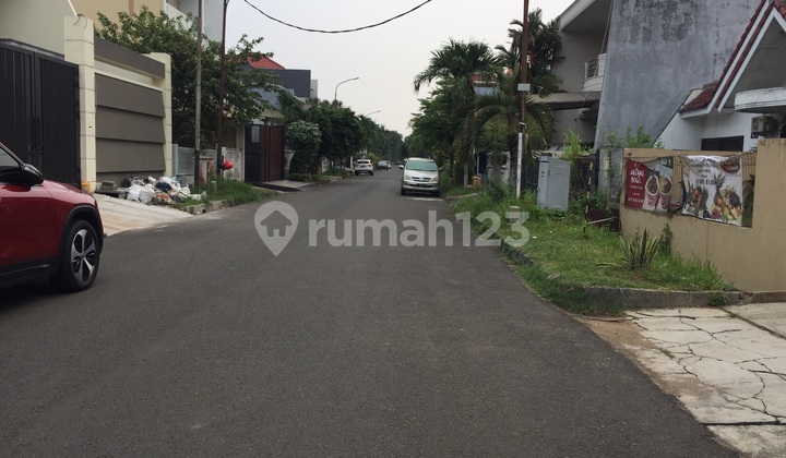 Rumah L Tenang R Jalan 3 Mobil Hadap.selatan - foto 1