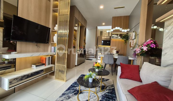 Rumah Baru Lokasi Strategis 2 LT 3 KT Purinusa Kembangan Jakbar - foto 1