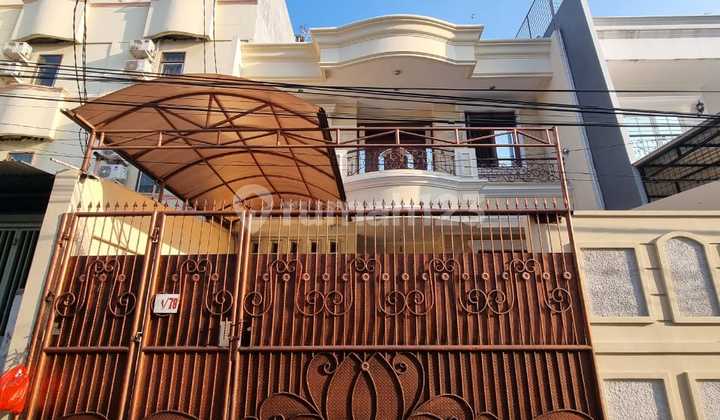 Rumah 3lt Furnished daerah Mangga Besar Jakbar... - foto 1