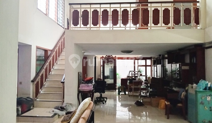 Rumah Murah 2 Lantai Sudah Shm Hadap Timur Lokasi Strategis Di Jalan Mangga Taman Ratu Greenville Tanjung Duren - foto 1