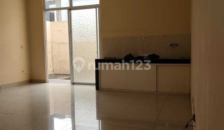 Rumah 2 Lantai Cluster Amerika Latin Dekat Kawasan Ruko Green Lake - foto 1