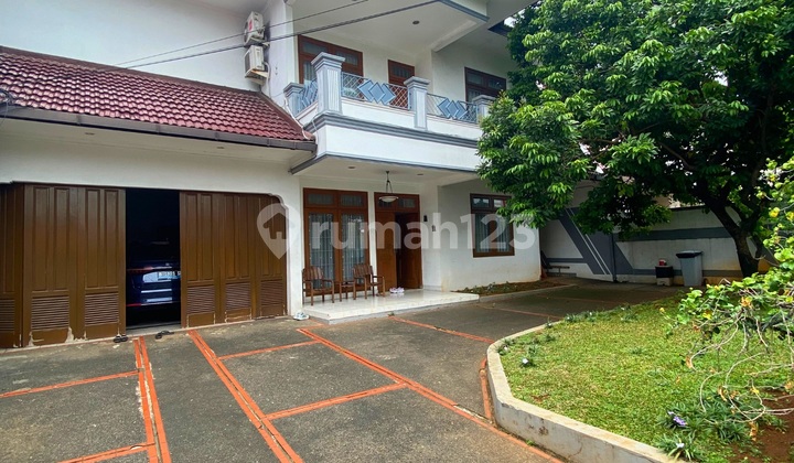Rumah Mewah 2 Lantai Siap Huni di Petukangan Utara Pesanggrahan Jakarta Selatan - foto 1