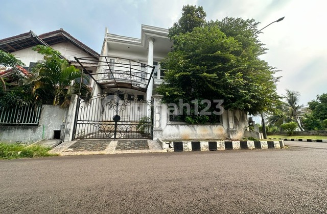 hitung tanah rumah 2 lantai hook murah dalam cluster di permata buana jakarta barat - foto 1