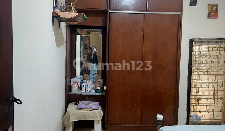Rumah Tua Siap Huni Layak Huni Bebas Banjir - foto 1
