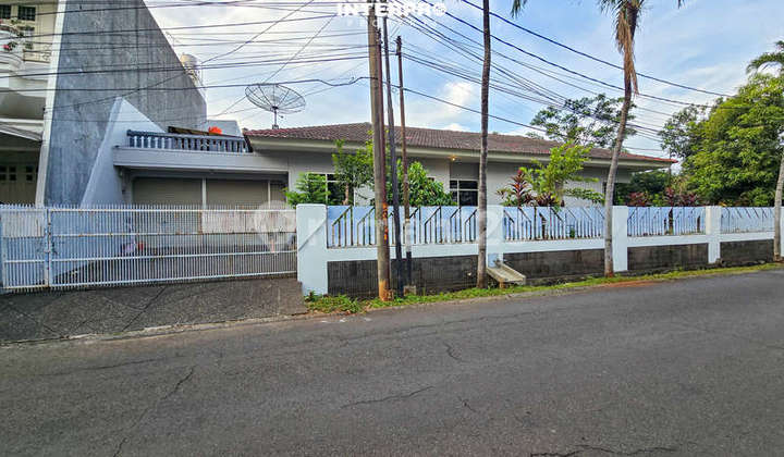 Rumah Hook Super Adem Dijual Puri Indah Dalam Cluster - LT 532m2 - foto 1