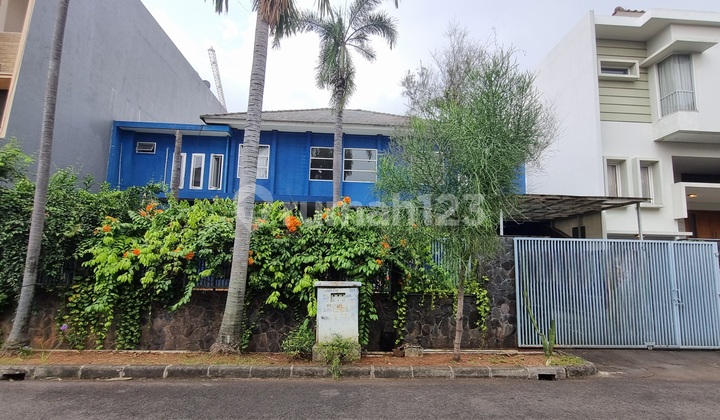 Rumah Luas Bagus Di Puri Indah, Jakarta Barat - foto 1
