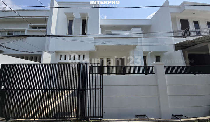 Rumah Siap Huni Dijual Green Ville – Luas Tanah 220m2 - foto 1