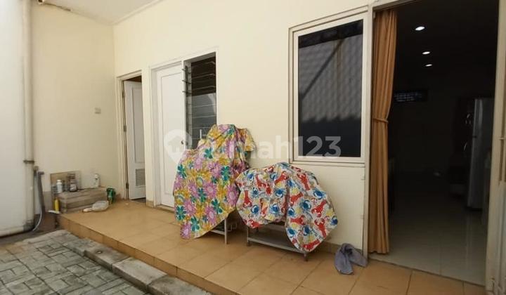 Dijual Rumah Puri Mansion Edinburgh - foto 1