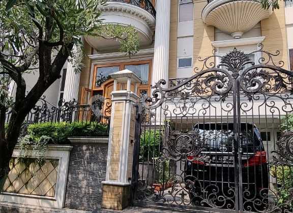 Turun Harga Rumah Classic High Quality - foto 1