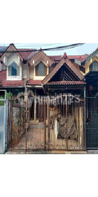 Rumah Di Komplek Perumahan Strategis - foto 1