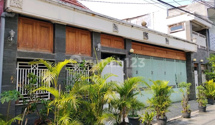 Rumah Lama Di Jl Semangka Iii Jati Pulo Jakarta Barat - foto 1
