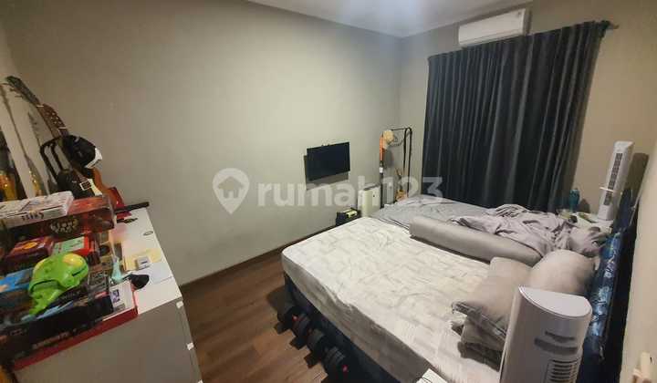 Rumah Lebar Strategis Jembatan Dua Jakarta Barat - foto 1