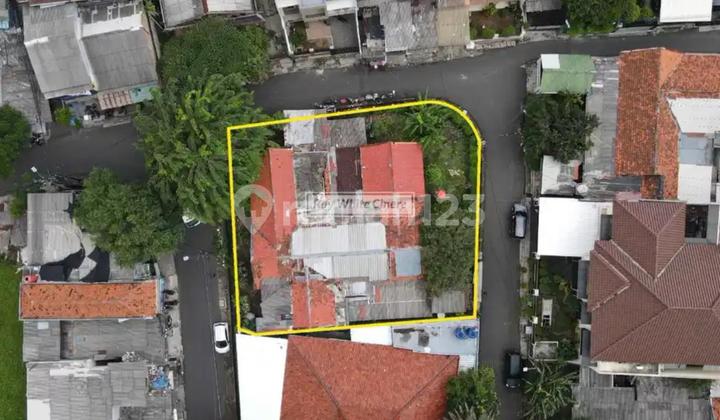 Rumah Tua Hitung Tanah Di Kemangisan Ilir Kemangisan Kebon Jeruk Jakarta Barat - foto 1
