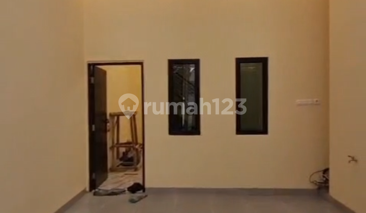 Dijual Rumah Tambora Jakarta Barat 4,5x15m - foto 1