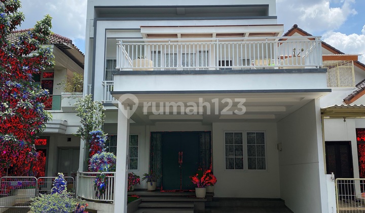 Rumah Cantik Puri Botanical 3 Lantai Dengan Ruang Keluarga Besaarrr - foto 1