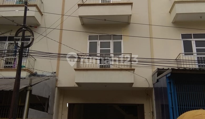 Rumah Jl.Jelambar (Ukuran 5x12 m) - foto 1