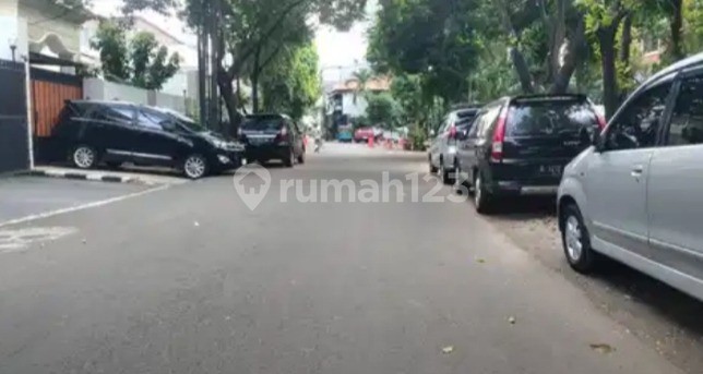 Rumah Tanjung Duren Timur Hitung Tanah Lt300m2 Bonus Bangunan - foto 1