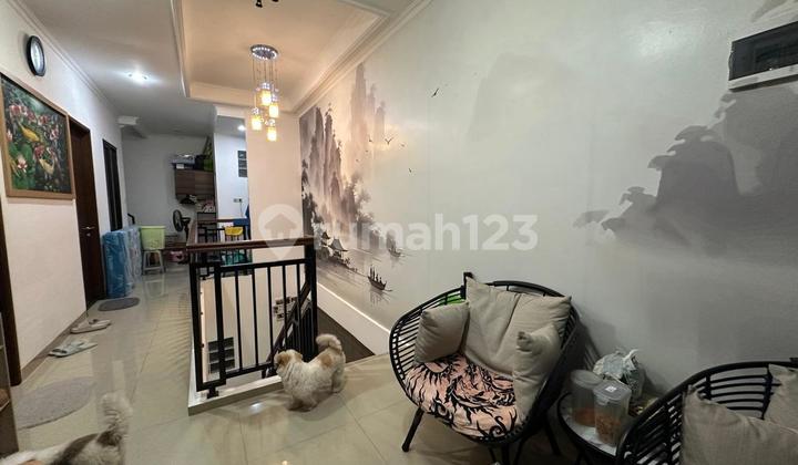 SIAP HUNI!! Rumah Kalideres Permai 2,5 Lantai Luas 90m2 - foto 1