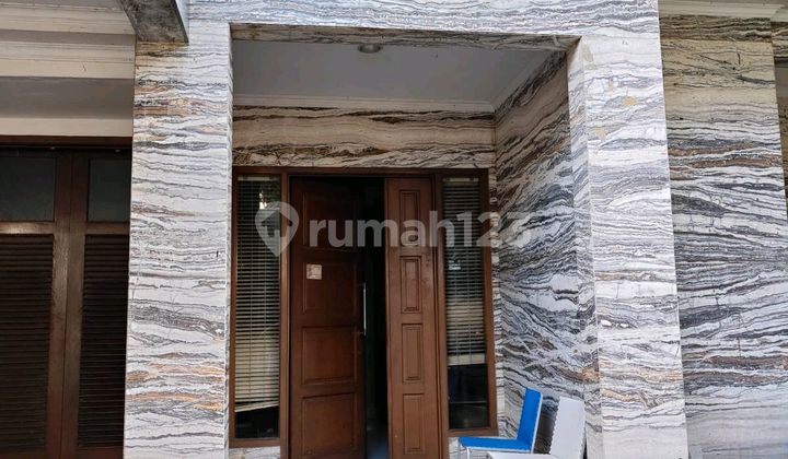 Turun Harga Rumah Semi Furnished Samping Mnc Kebon Jeruk Jakbar - foto 1