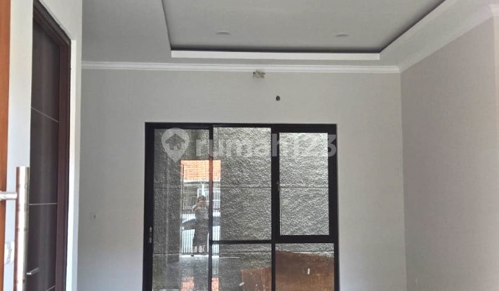 Worth It! Rumah Kosambi Baru 2 Lantai Siap Masuk - foto 1