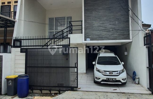 Dijual Cepat Rumah 3Lantai Full Furnished SHM Tangung Duren Jakarta Barat - foto 1