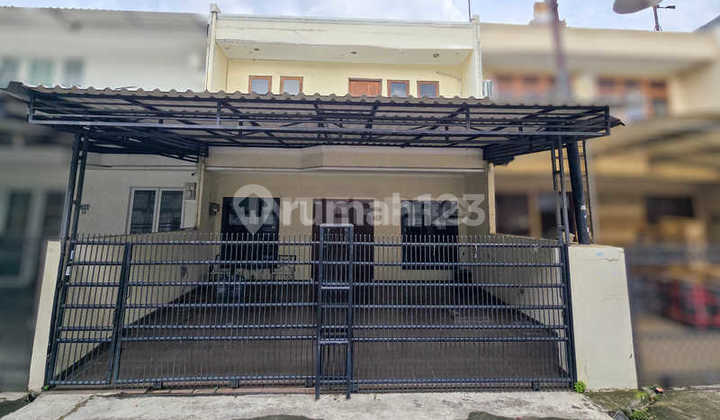 Rumah 2 Lantai Dijual Siap Huni Di Taman Ratu Jakarta Barat - foto 1