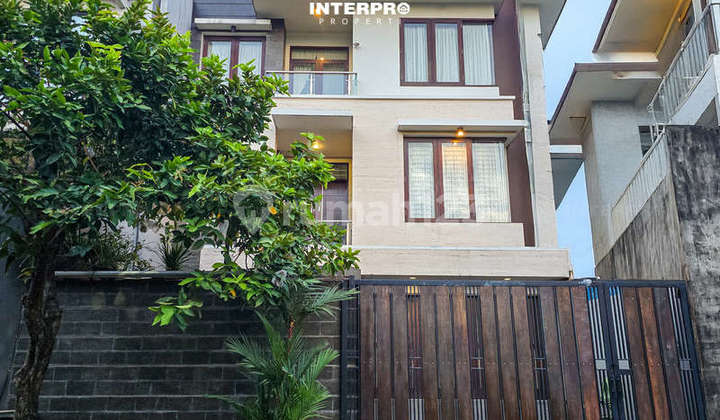 Rumah 3 Lantai Dijual Taman Permata Buana Hadap Barat - LT 250M2 - foto 1