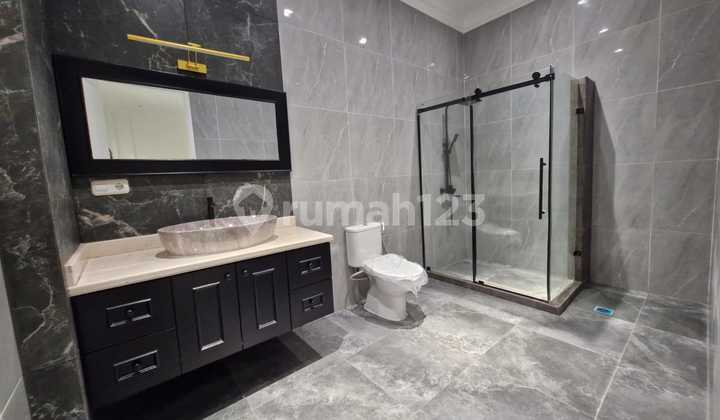 Rumah Komplek Dpr Ri, Rumah Joglo, Komplek Dpr Ri, Rumah Kembangan, Meruya Selatan, Jakarta Barat - foto 1