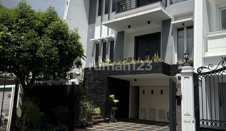Jual Rumah Lux 10X20m2 di Kembang Permai Furnished Mewah - foto 1