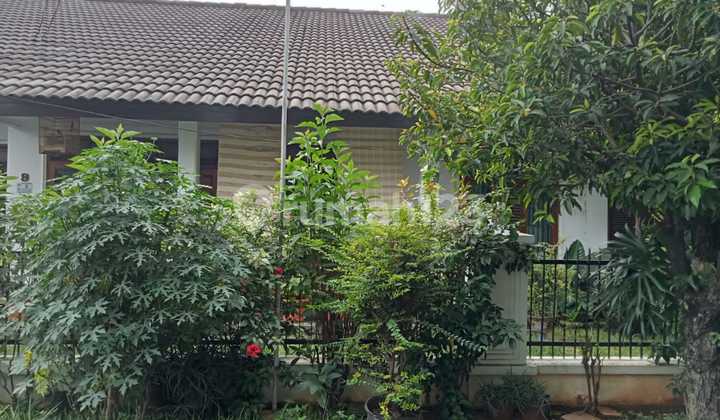 Di Jual Rumah Lingkungan Asri & Nyaman di Kompleks Migas 44, Kemanggisan Ilir, Slipi- Jakbar - foto 1