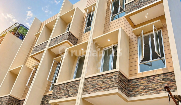 Rumah Baru 3Lt Lokasi Sangat Strategis Grogol Jakarta Barat - foto 1