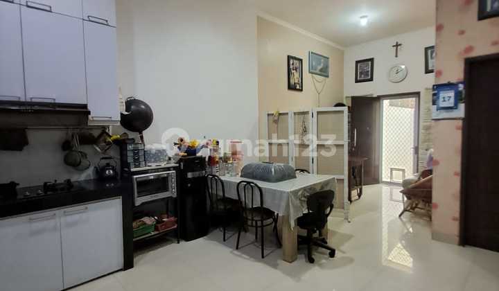 Kost Furnished Strategis di Jelambar, Jakarta Barat - foto 1