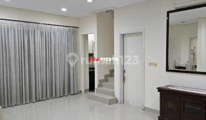 Rumah Besar Harga Murah di Cluster Amerika Latin Greenlak City - foto 1